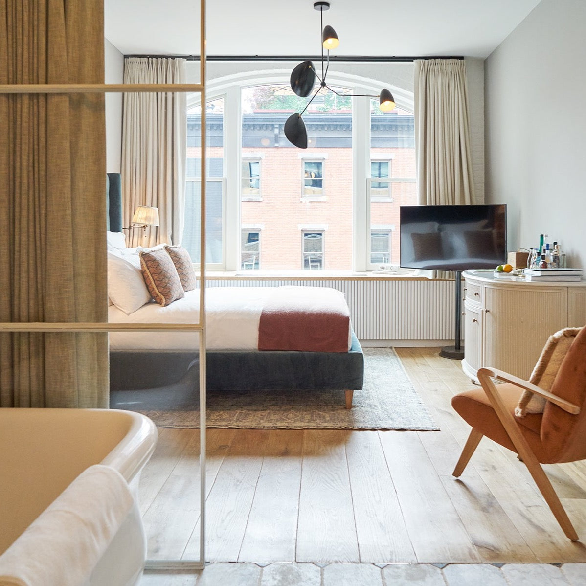 MEATPACKING GUEST ROOMS